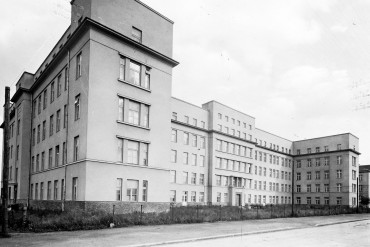 Rzut na budynek Szpitala od przodu - zdjęcie z 1939 roku